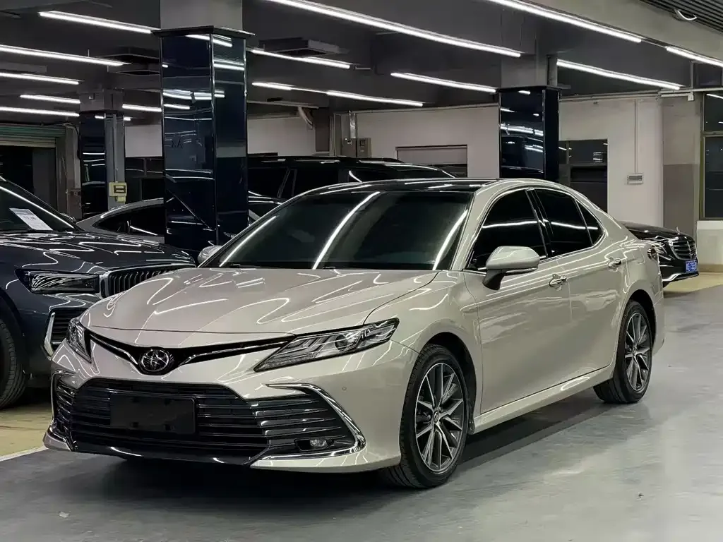 Toyota Camry 2021 из CN, фото 1