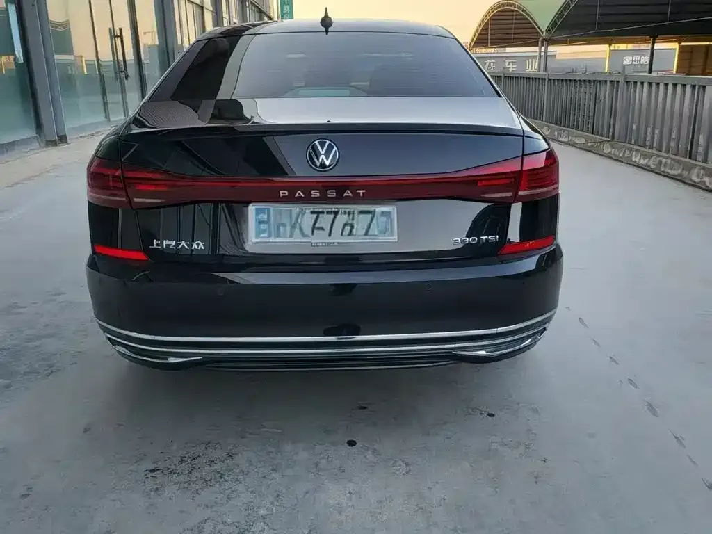 Volkswagen Passat — фото 5