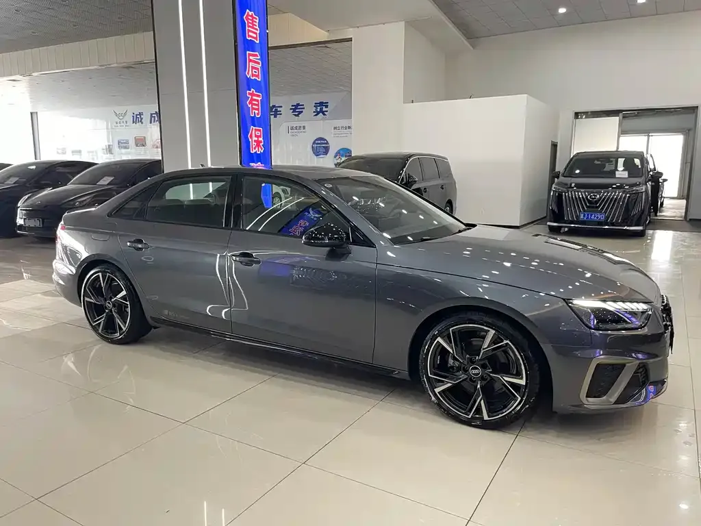 Audi A4L 2024 из CN, фото 2