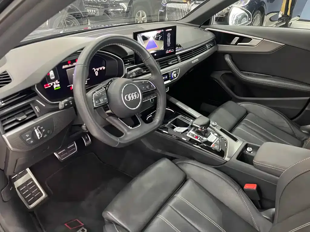 Audi A4L 2024 из CN, фото 8