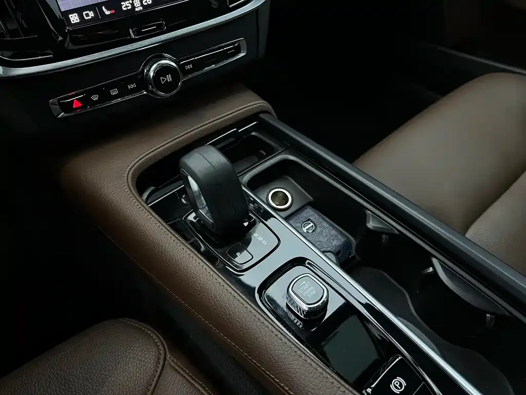 Volvo S90 2022 из CN, фото 10