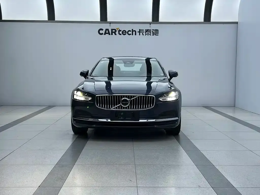 Volvo S90 2022 из CN, фото 2