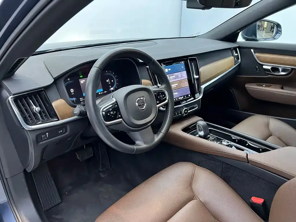 Volvo S90 2022 из CN, фото 9
