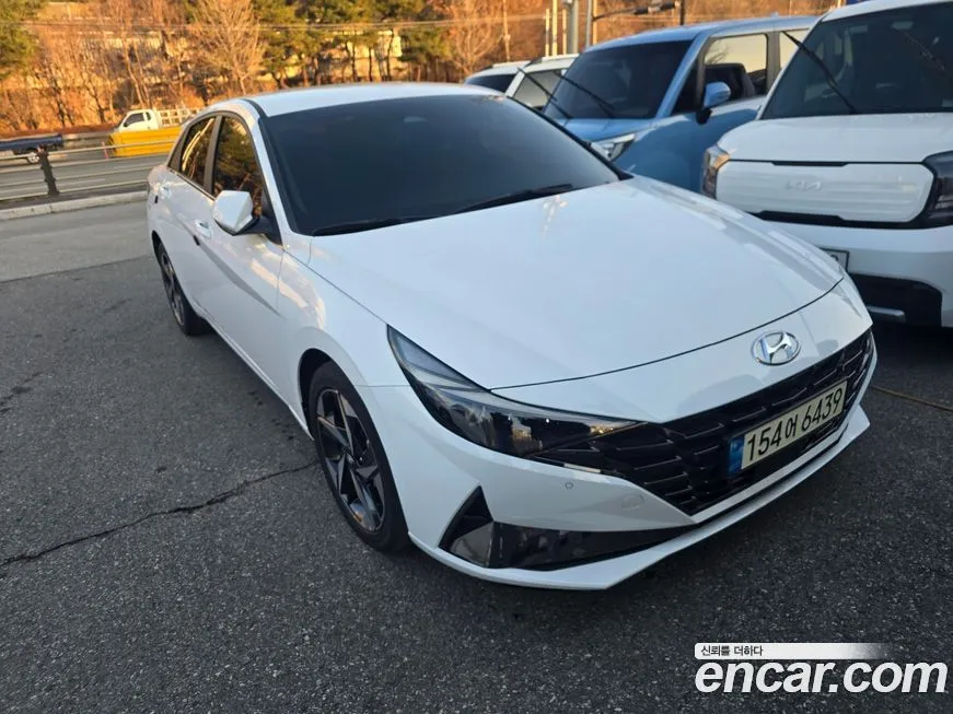 Hyundai AVANTE — фото 3