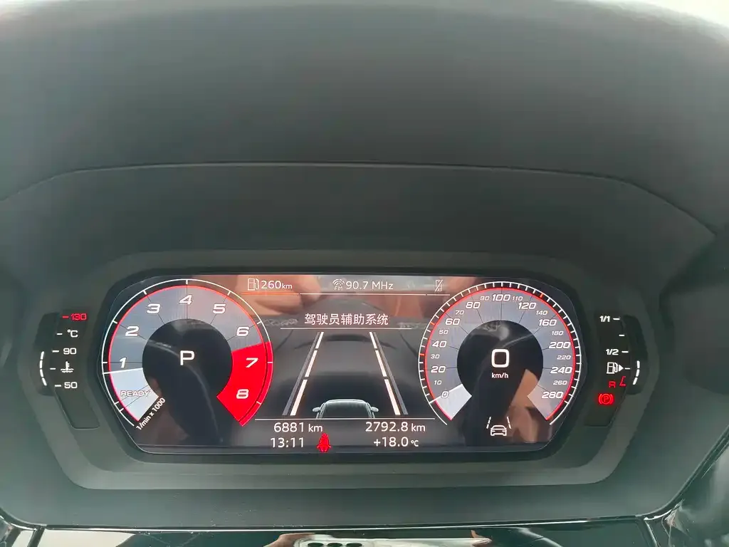 Audi A3 2023 из CN, фото 10