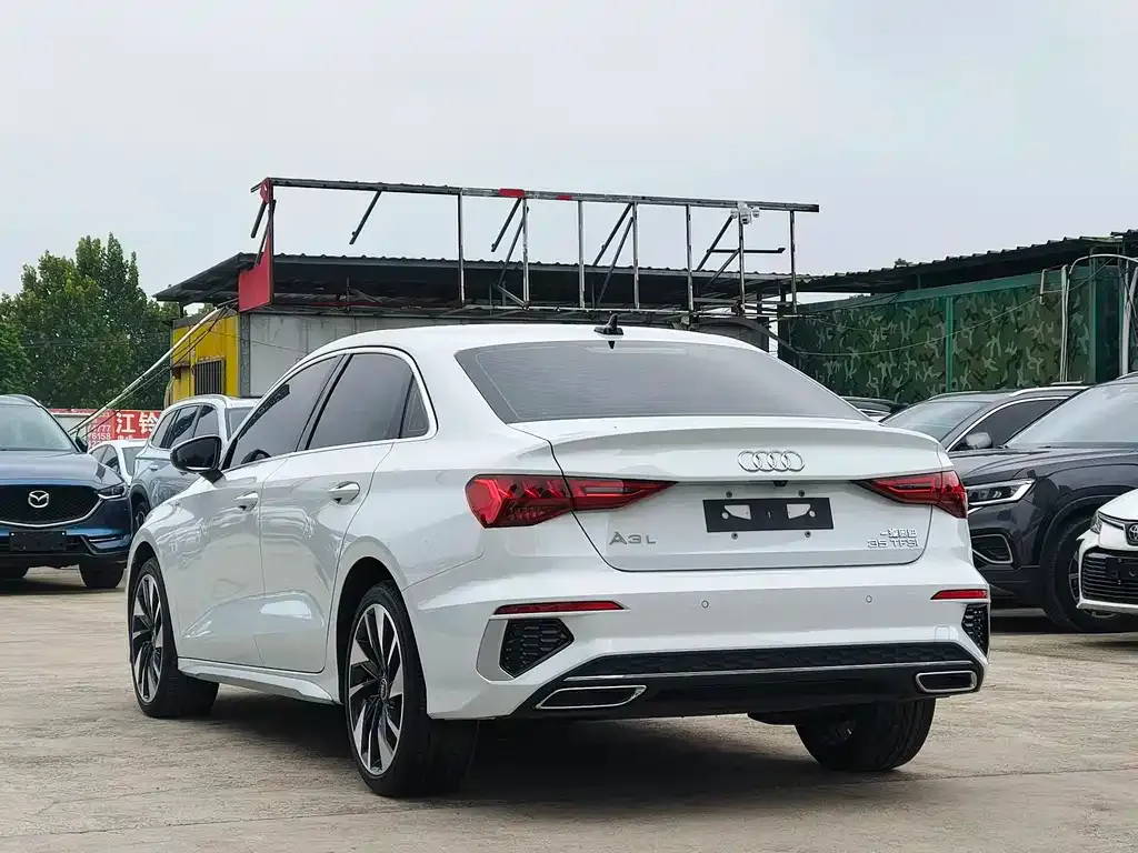 Audi A3 2023 из CN, фото 7