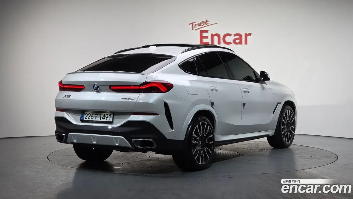 BMW X6 2024 из KR, фото 2