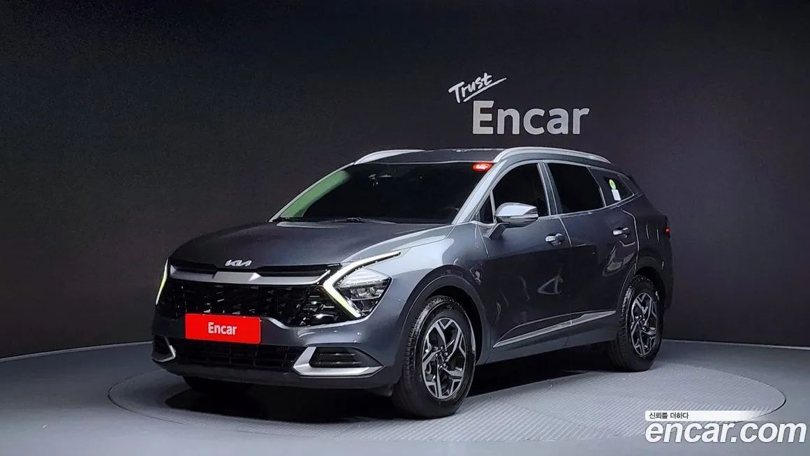 Kia Sportage — фото 1