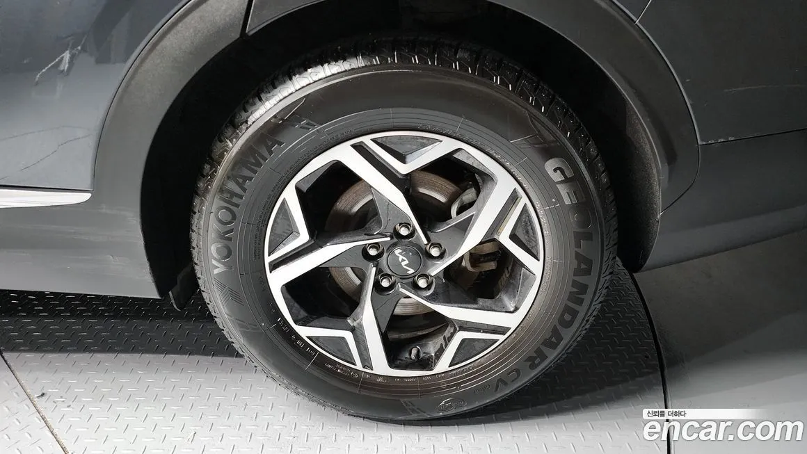 Kia Sportage — фото 5