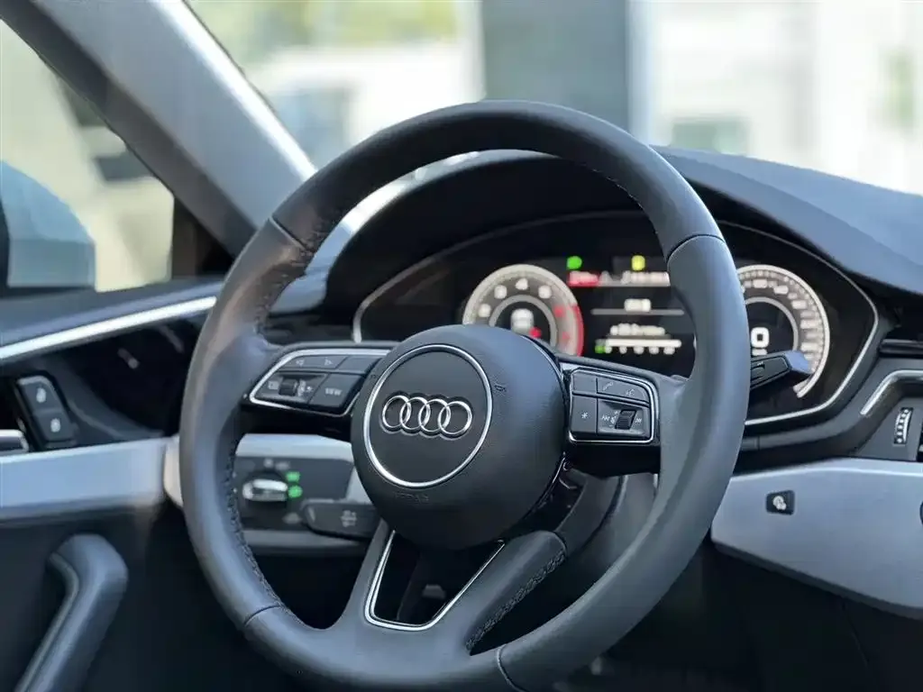 Audi A5 (Import) 2023 из CN, фото 2