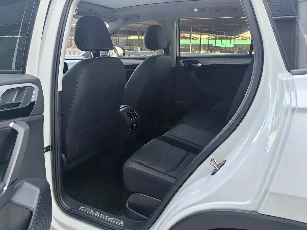 Volkswagen Tayron 2022 из CN, фото 8