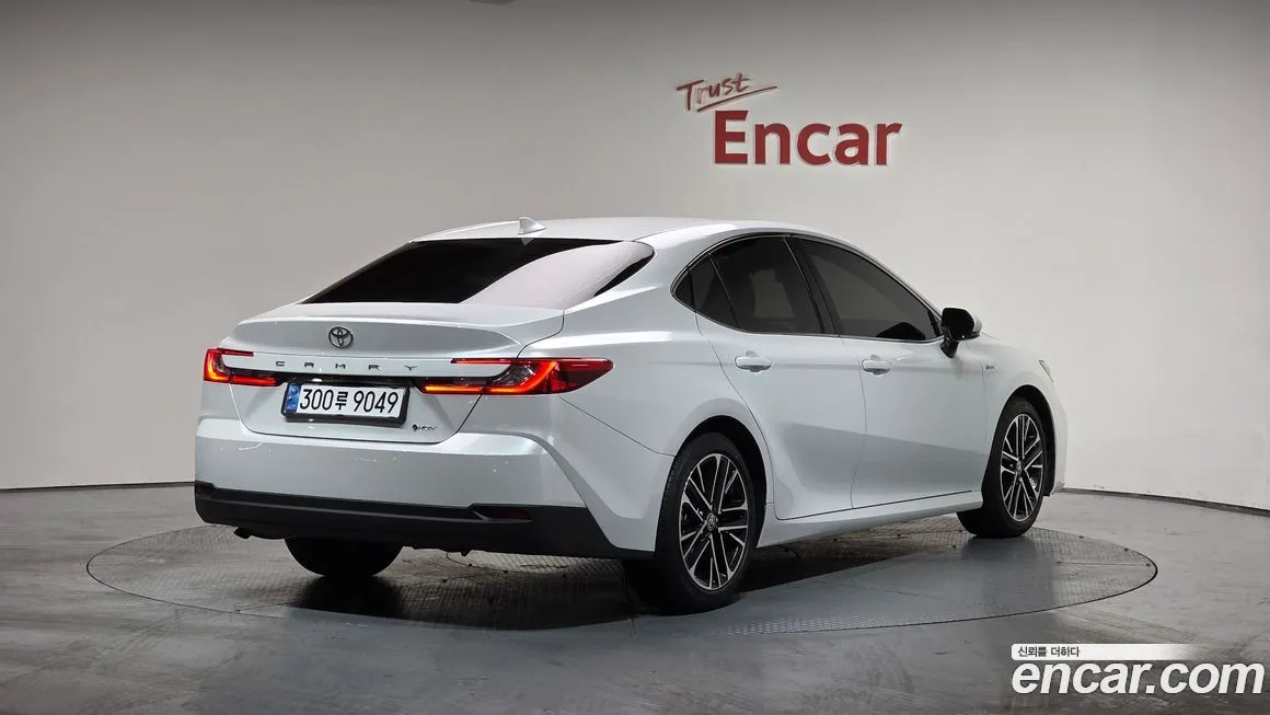 Toyota Camry 2025 из KR, фото 2