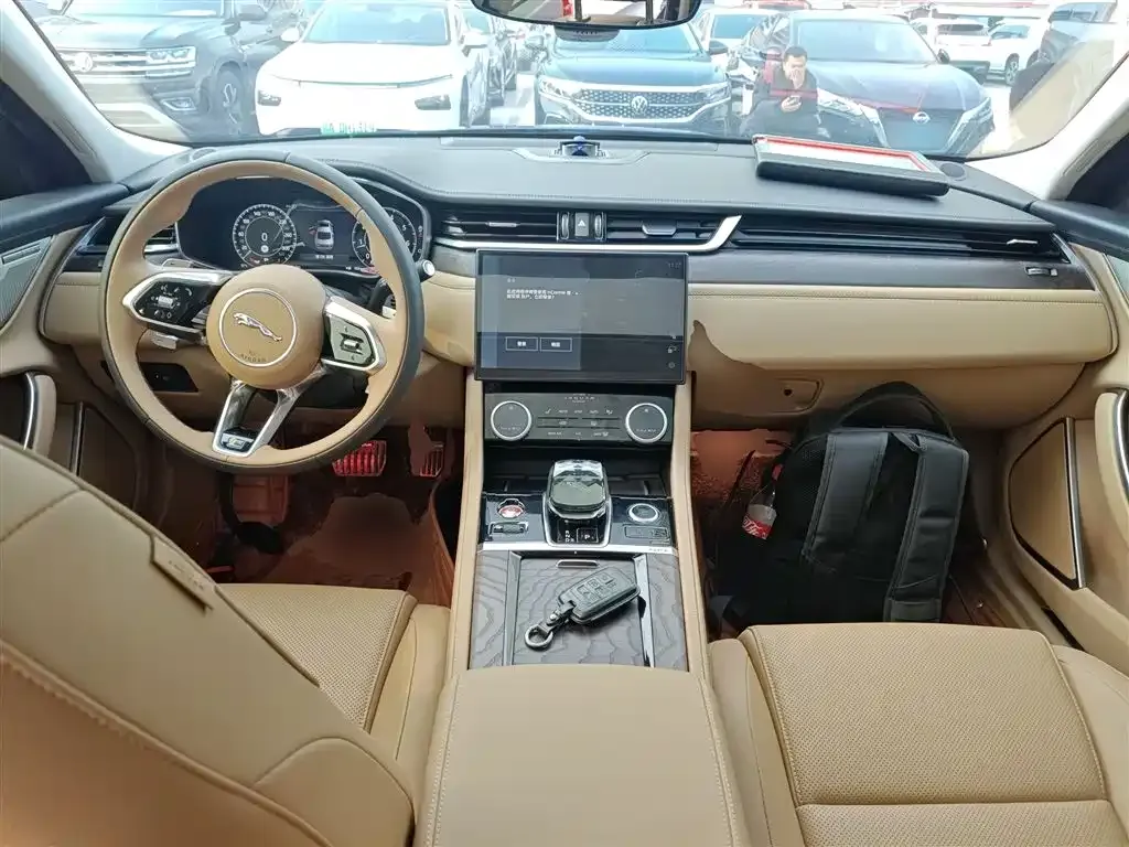 Jaguar XFL 2025 из CN, фото 10