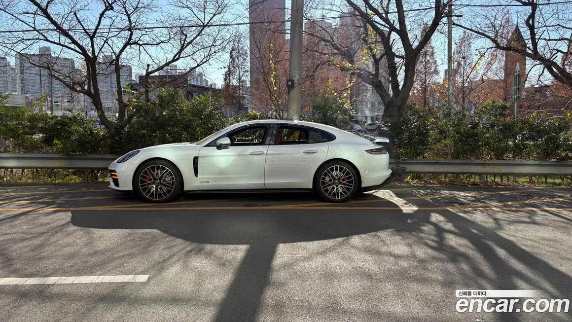 Porsche Panamera 2022 из KR, фото 3