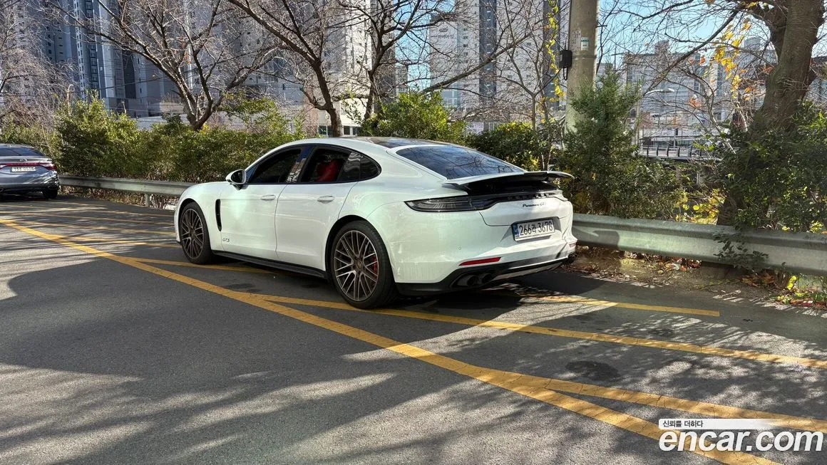 Porsche Panamera 2022 из KR, фото 4