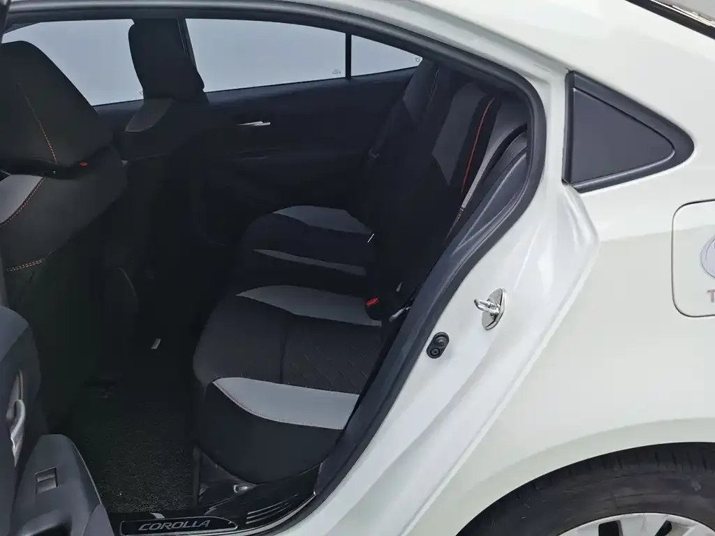 Toyota Corolla 2021 из CN, фото 10