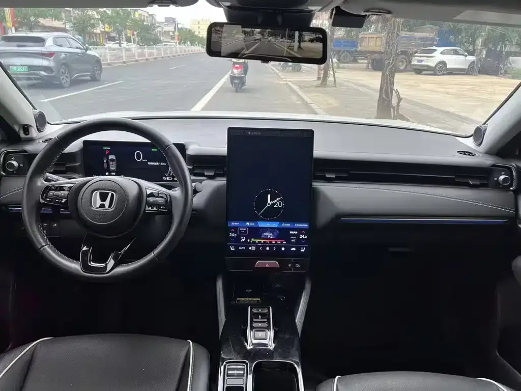 Honda e:NS1 2022 из CN, фото 4