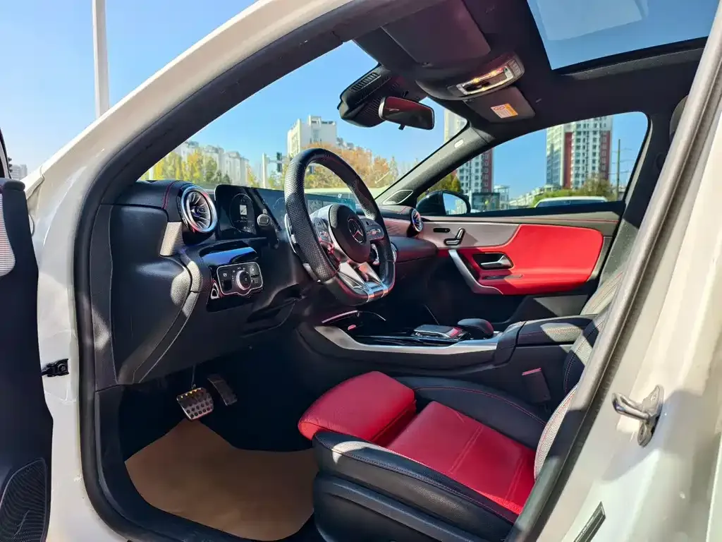 Mercedes-Benz A-Class AMG 2023 из CN, фото 4