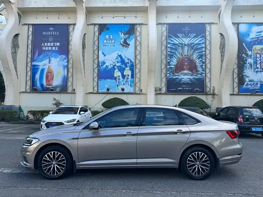 Volkswagen Sagitar 2021 из CN, фото 10