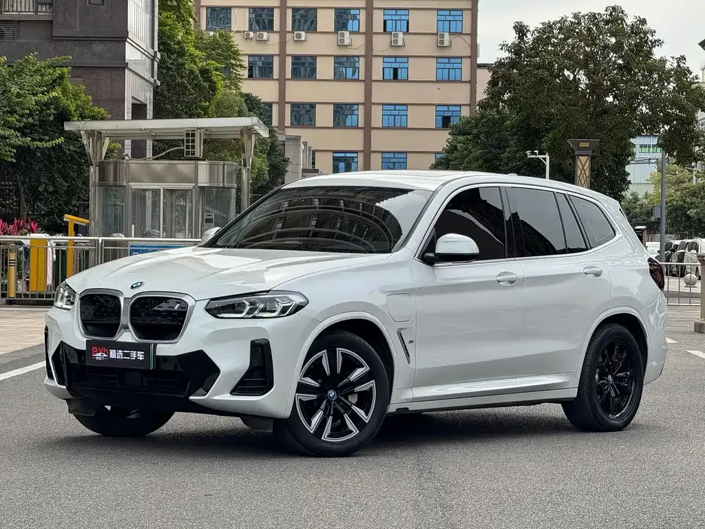 BMW iX3 2024 из CN, фото 1