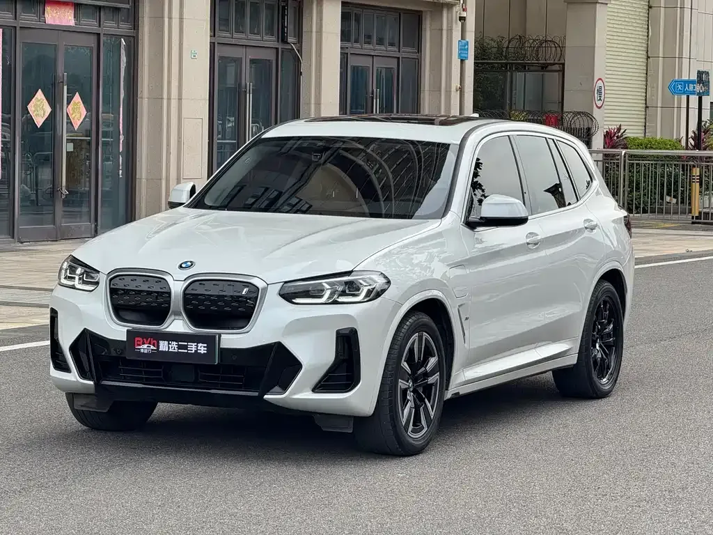 BMW iX3 2024 из CN, фото 3