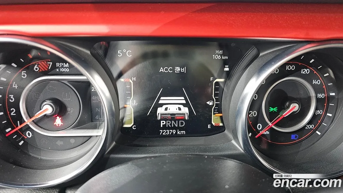 Jeep Wrangler 2022 из KR, фото 8