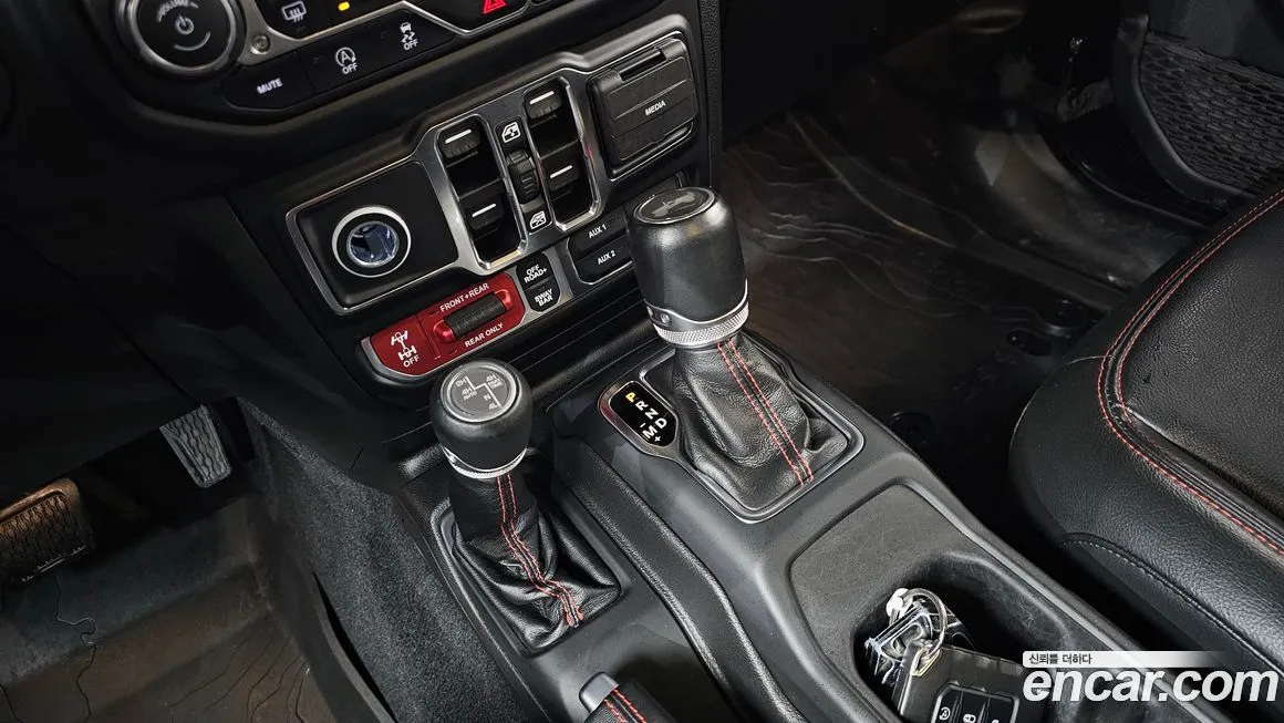 Jeep Wrangler 2022 из KR, фото 9