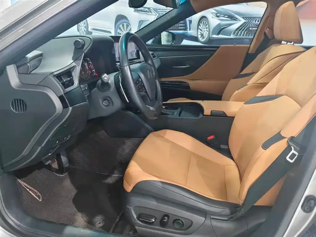 Lexus ES 2023 из CN, фото 6