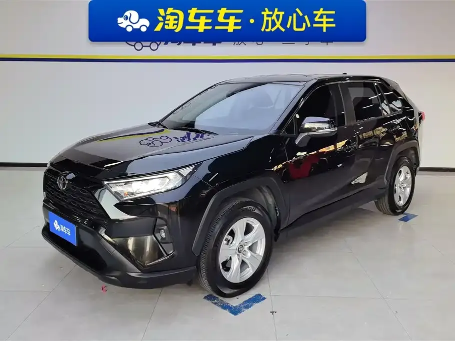 Toyota RAV4 2024 из CN, фото 1