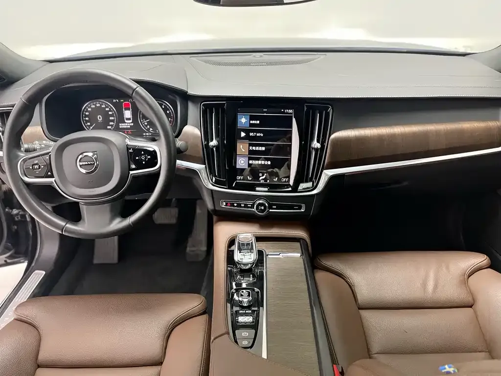 Volvo S90 2021 из CN, фото 4