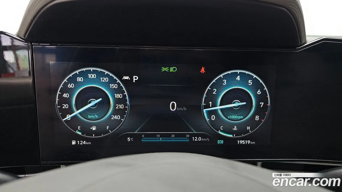 Hyundai AVANTE 2023 из KR, фото 8