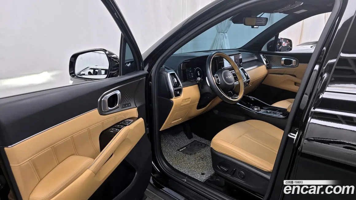 Kia Sorento — фото 10