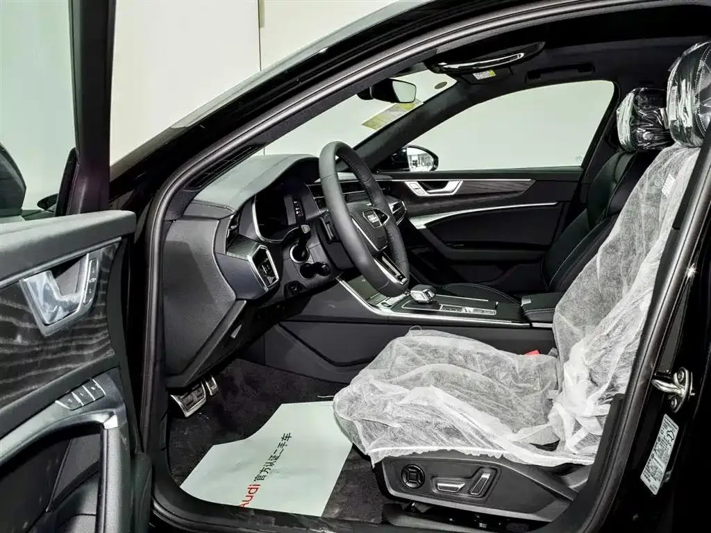 Audi A6L 2025 из CN, фото 9