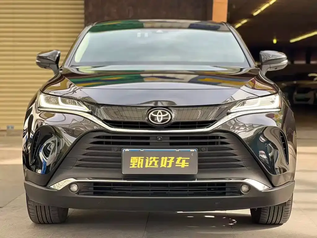 Toyota Harrier 2023 из CN, фото 2