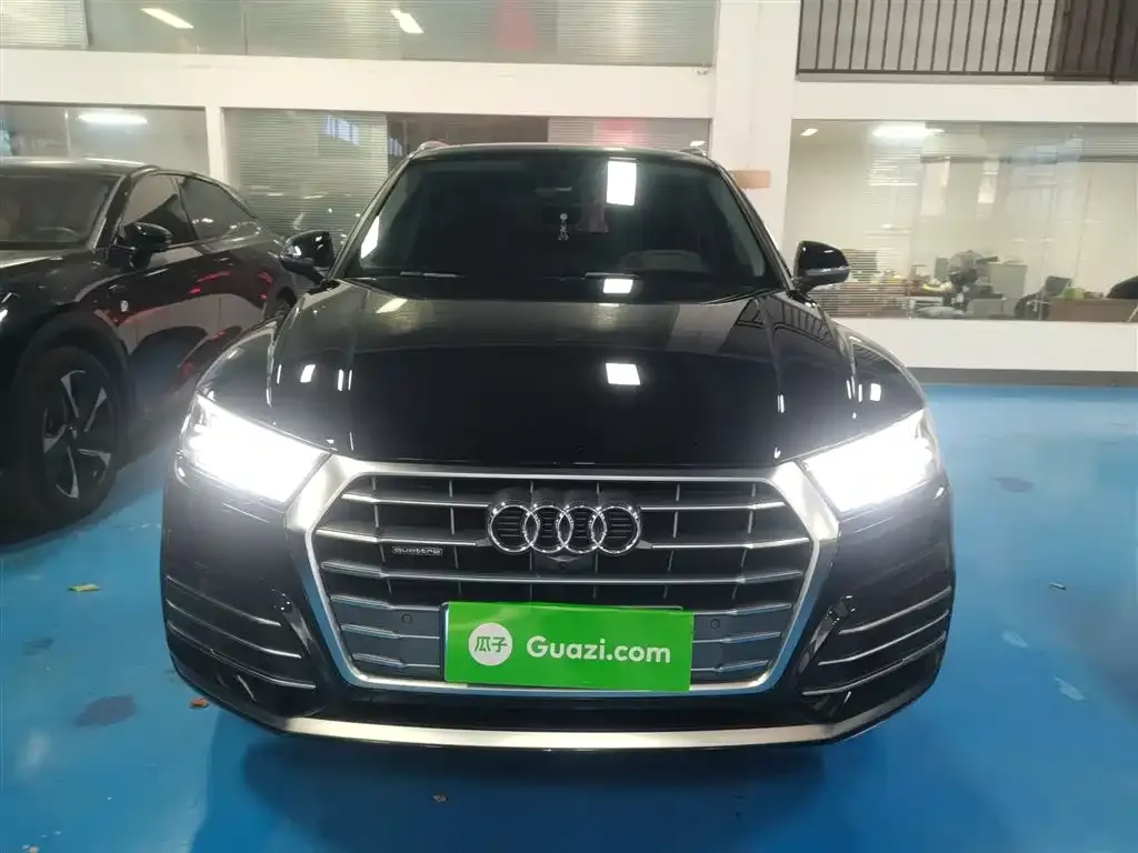 Audi Q5L 2021 из CN, фото 3
