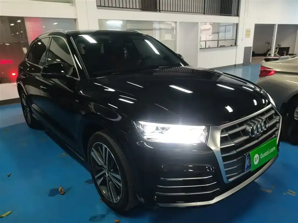 Audi Q5L 2021 из CN, фото 4