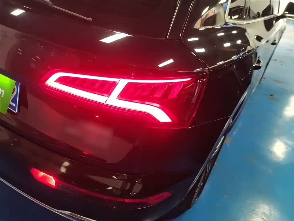 Audi Q5L 2021 из CN, фото 8
