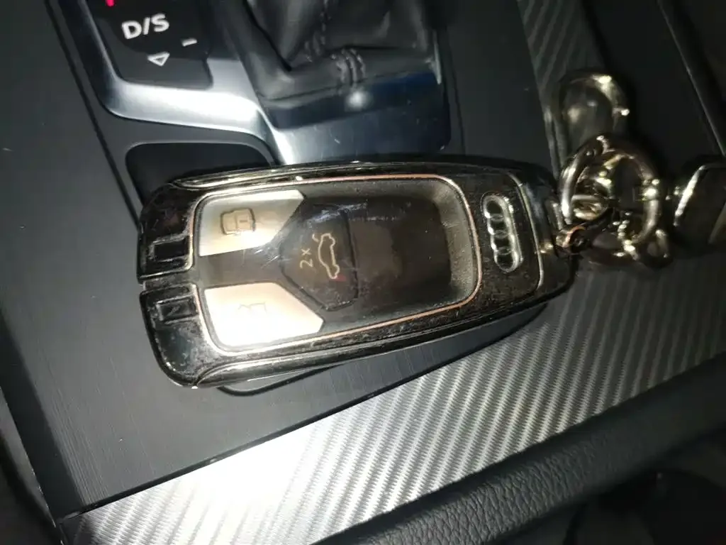 Audi Q5L 2021 из CN, фото 9