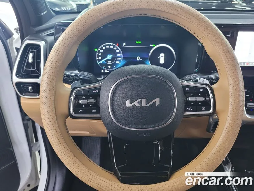 Kia Sorento — фото 5