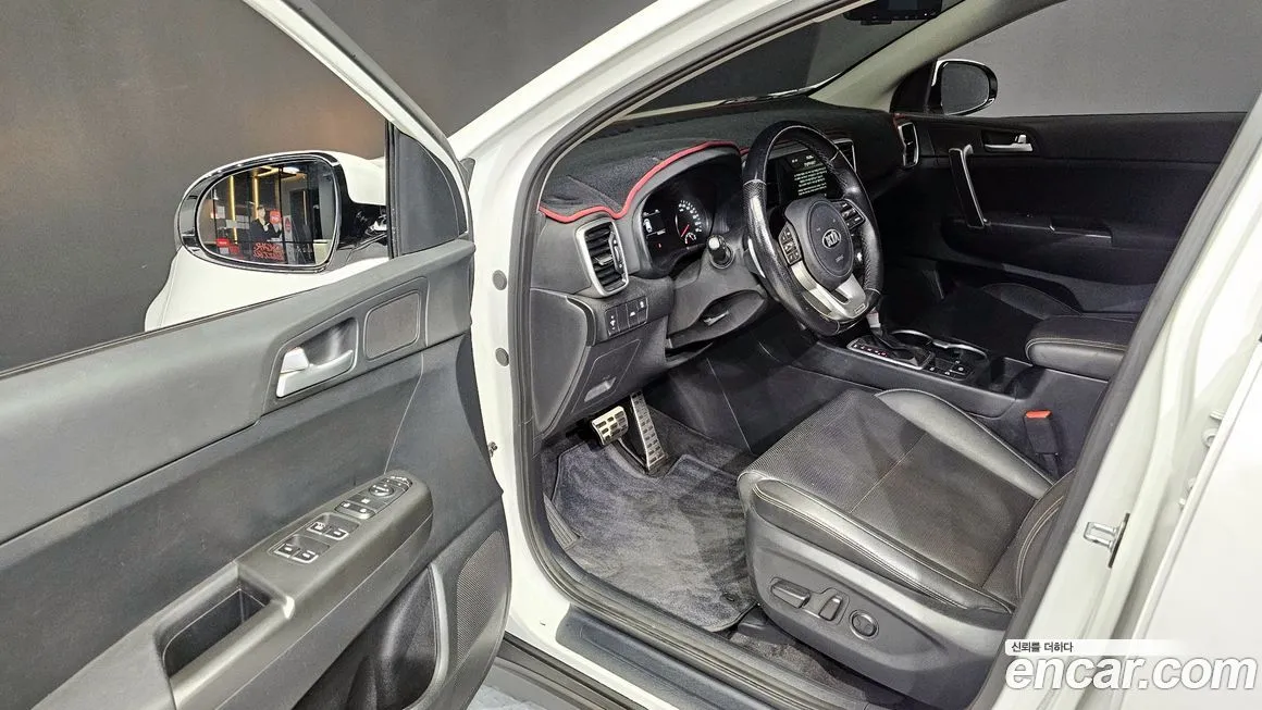 Kia Sportage — фото 10
