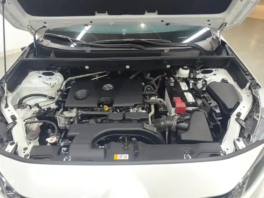 Toyota Wildlander — фото 10