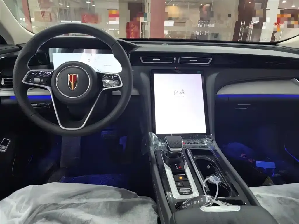 Hongqi H5 PHEV 2025 из CN, фото 10