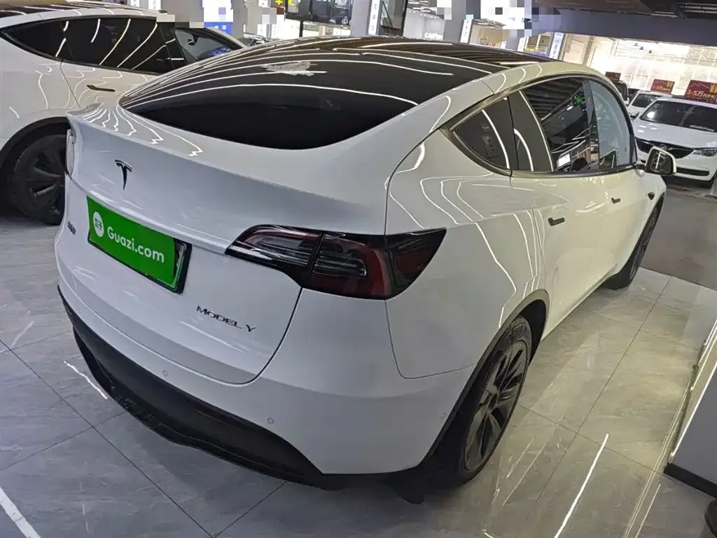 Tesla Model Y 2024 из CN, фото 7
