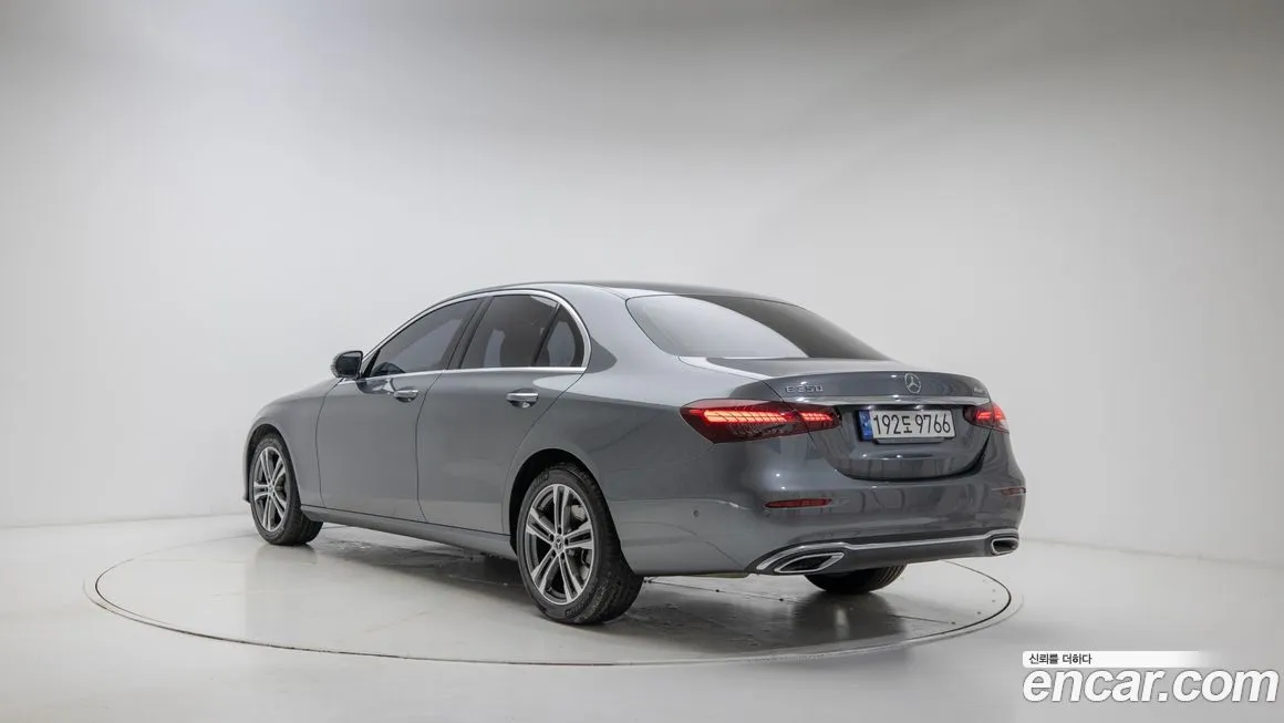 Mercedes-Benz E-Class 2021 из KR, фото 2