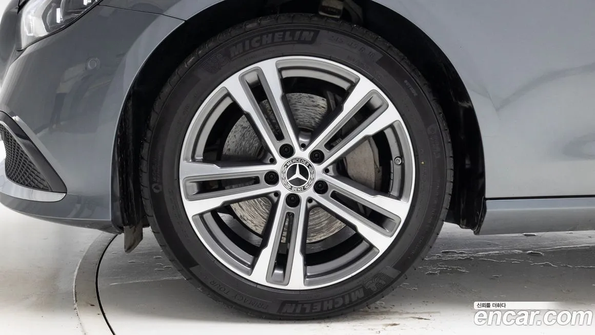 Mercedes-Benz E-Class 2021 из KR, фото 5