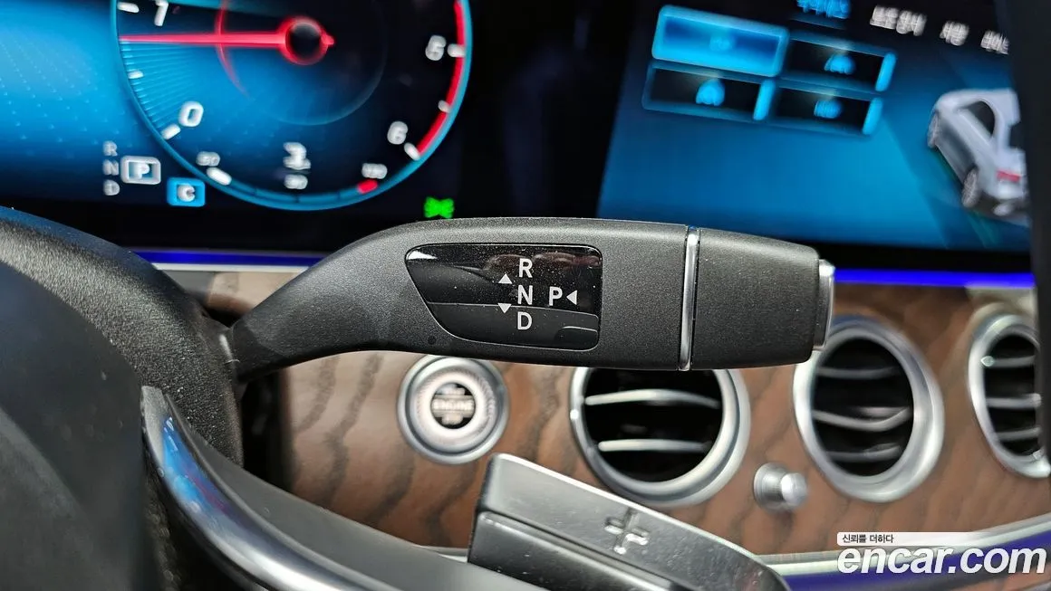 Mercedes-Benz E-Class 2022 из KR, фото 9