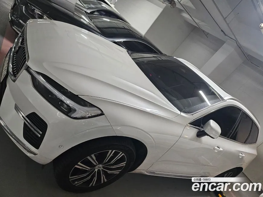 Volvo XC60 2022 из KR, фото 3
