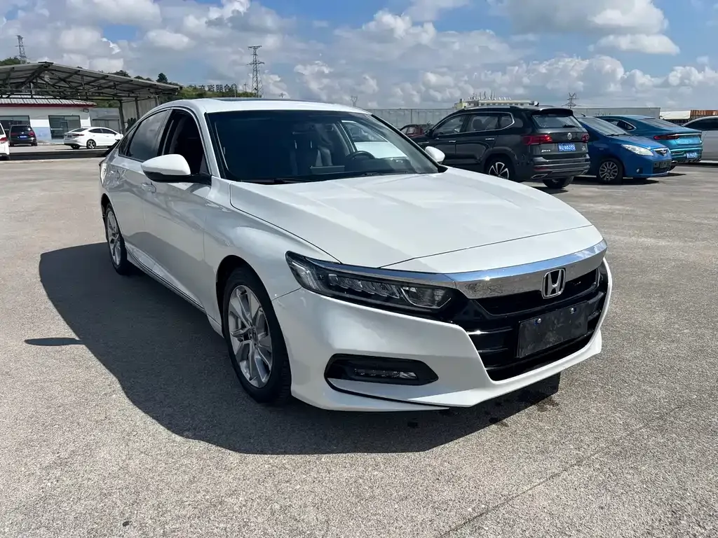 Honda Accord 2021 из CN, фото 3