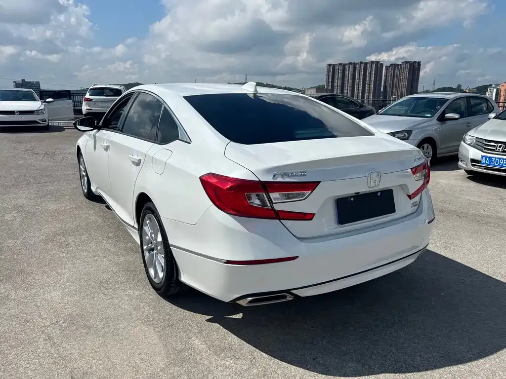 Honda Accord 2021 из CN, фото 9