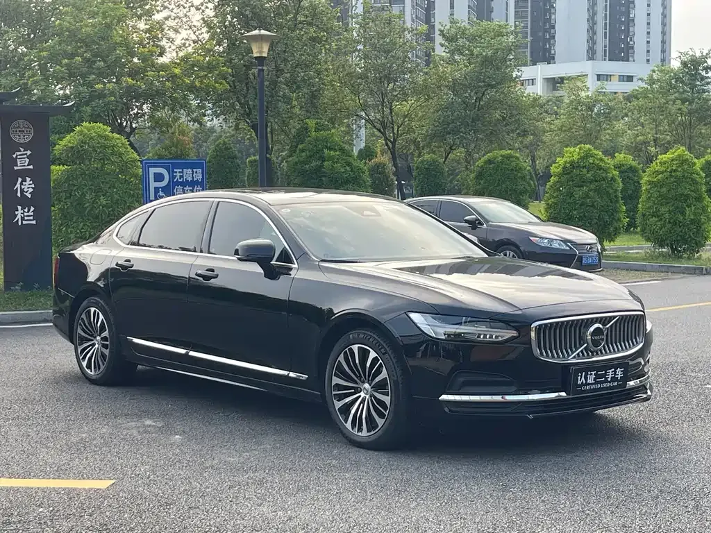 Volvo S90 — фото 3
